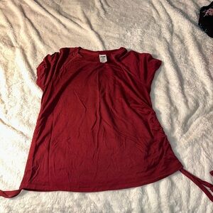 Maroon short sleeve AVIA draw string shirt